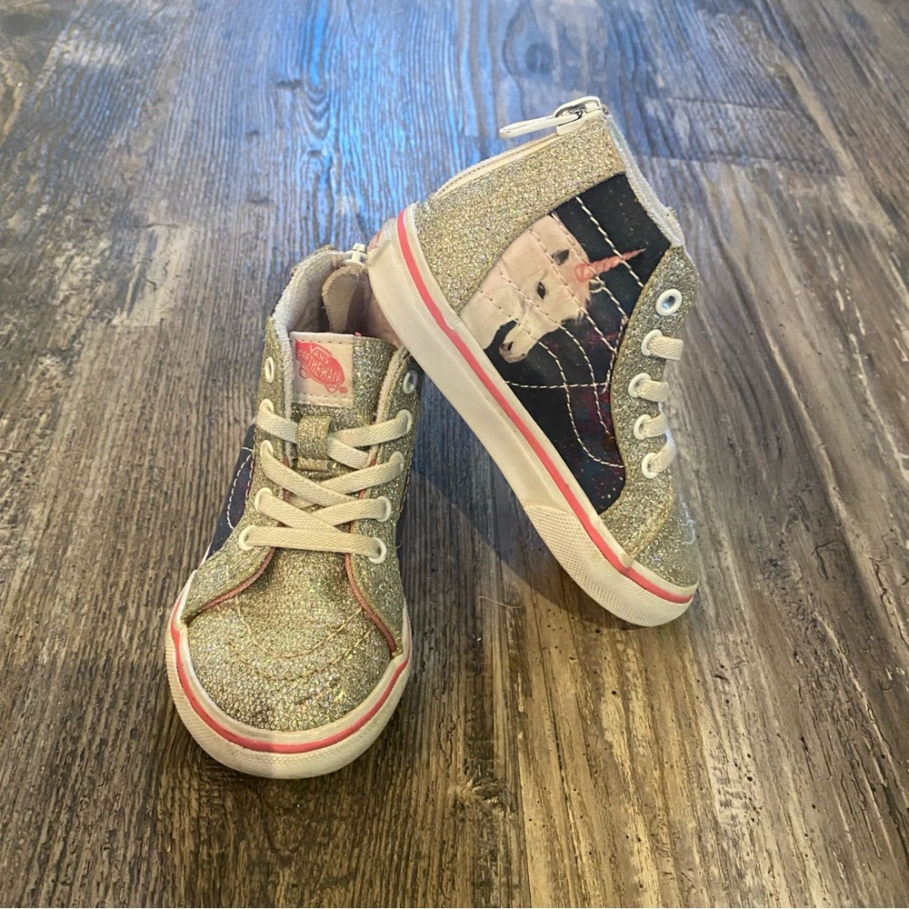 Size: 6 toddler Vans Unicorn Glitter High-Top Sneakers elastic shoelace …